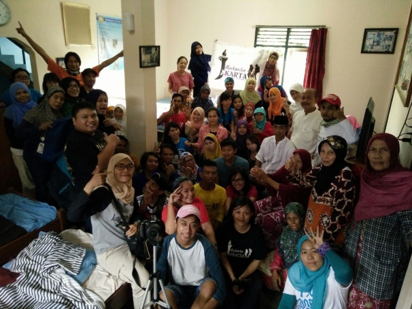 Bakti Sosial Sambil Berwisata Ala Komunitas Backpacker Jakarta