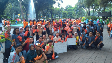 Himpunan Mahasiswa Teknik Lingkungan Universitas Bakrie Ikuti Clean Up Jakarta