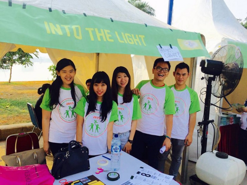 Into The Light Indonesia: menghapus stigma, peduli sesama, dan sayangi jiwa!