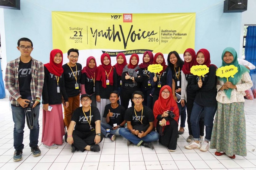 Youth Voices 2016: Dream Big and Make it Happen
