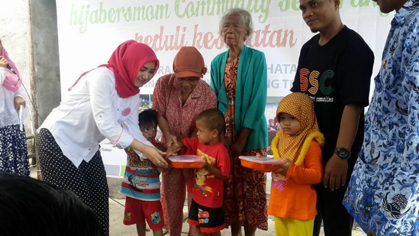 Hijabersmom Community Semarang Peduli Kesehatan Balita dan Dhuafa