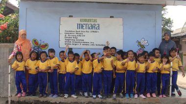 Komunitas Menara: Bantu Majukan Pendidikan Anak Bangsa
