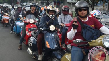 Komunitas Scooter Kutu Bandung Rayakan Ulang Tahun