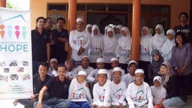 Indonesians Hope; Bantu Adik-adik di Panti Asuhan Mendapatkan Hak Belajar Yang Lebih Baik