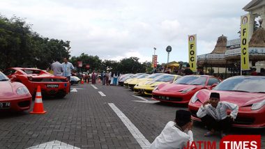 Ferrari Owner Club Indonesia (FOCI) Ajak Anak Yatim Rekreasi