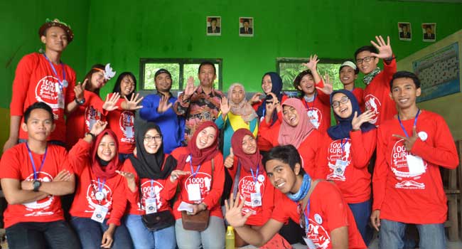 1000 Guru Surabaya Gelar “Traveling and Teaching” di SDN Tukul 3 Probolinggo