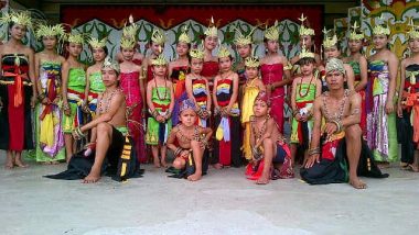 Komunitas Anak Dayak Maanyan (KOMANDAN); Mengangkat budaya Maanyan yang mulai terlupakan