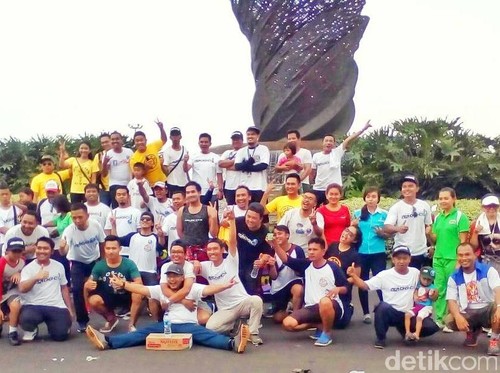 Ratusan Anggota Datsun Go Community Indonesia Regional Bekasi Raya Ikuti Jalan Sehat