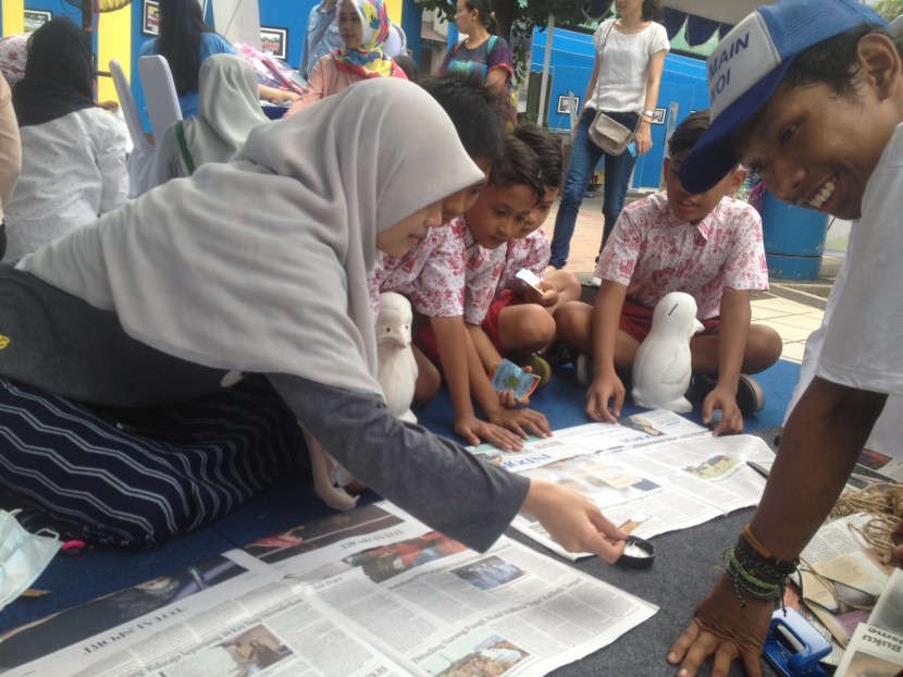 KOPHI Ajarkan Membuat “Paper Bag” Bersama Anak Asuh di GNOTA Fair
