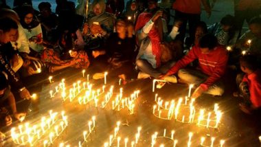 Komunitas Peduli Malang menggelar aksi damai simpatik “500 lilin untuk YY”
