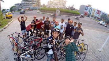 Surakatrack; Rutin Bersepeda Keliling Kota Tiap Rabu
