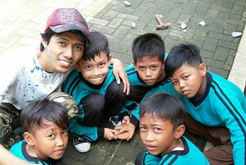 Muhammad Miftah: Jadikan Permainan Tradisional Sebagai Senjata Menumbuhkan Interaksi Anak-anak Indonesia