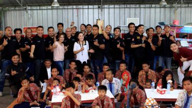 Komunitas Motor HRC Jakarta Sumbang Buku Untuk Sekolah Kolong Cikini