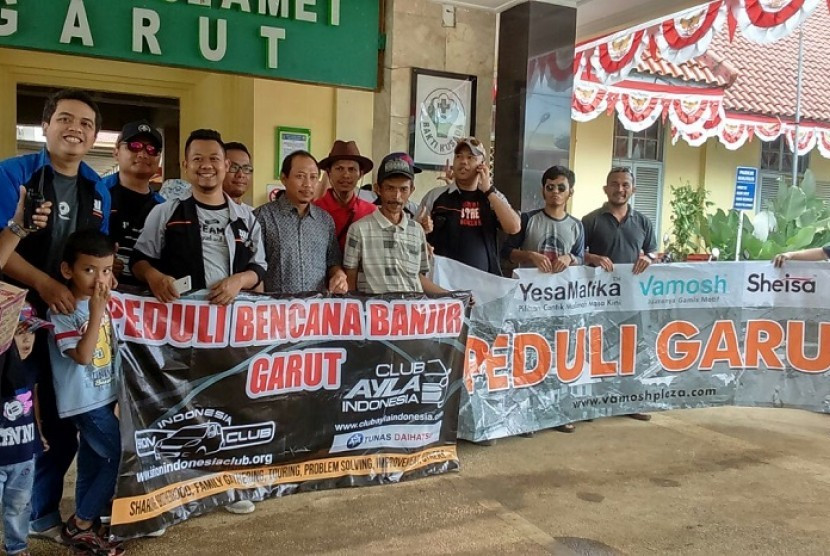 Club Ayla Indonesia Beri Bantuan Korban Banjir di Garut