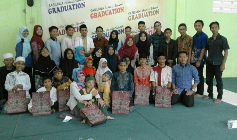 Hari Santri, Keluarga Pelajar Mahasiswa Daerah Brebes (KPMDB) Jakarta Santuni Anak Yatim