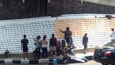 Puluhan Komunitas Bandung Gelar Aksi Mural Bertajuk “‘A Journey of Happines'”