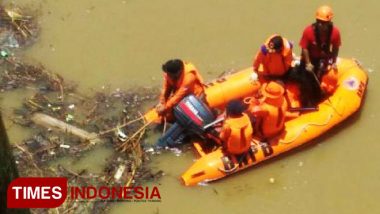 Ronggolawe Rescue Team Lakukan Aksi Bersih-Bersih di Sungai Bengawan Solo