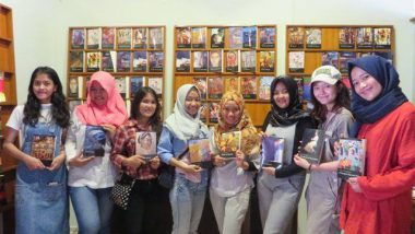Yayasan Lontar: Abadikan Dokumentasi Sastra Indonesia Untuk Generasi Mendatang