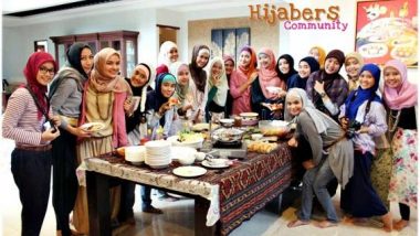 Hijabers Community Bandung: Gelar Pengajian Bulanan