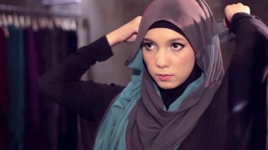 Cara Mudah Memilih Aneka Warna Shawl Bagi Wanita Berhijab