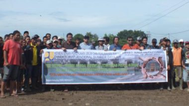 BBWS Cimanuk Cisanggarung & Komunitas Peduli Sungai Adakan Aksi Bersih-Bersih Sungai