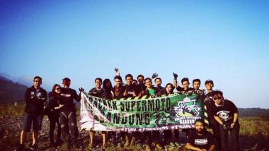 Kawasaki D-Tracker Community Bandung; Para Pengendara Supermoto