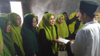 Hijabers Mom Community Lampung Bantu Pembangunan TPA Miftahul Ulum
