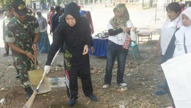 300 Komunitas Kediri Turun Tangan Bersihkan Kawasan Goa Selomangleng