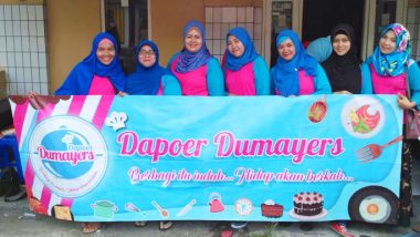 Komunitas Dapoer Dumayers; Mencetak Ibu-Ibu Handal Pembuat Kue Yang Mandiri
