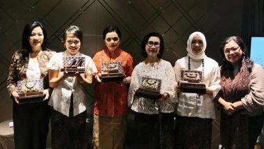 Hari Batik Nasional, Yayasan Batik Indonesia (YBI) Gelar Acara Bertajuk Pesta Batik Indonesia