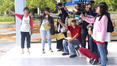 Komunitas Sketcher Makassar Gelar ‘Sketch On Location’ Bersama Mahasiswa UNHAS