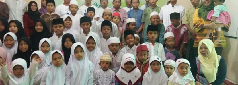 Komunitas Tangan Di Atas Berikan Santunan Untuk Yayasan Cahaya Pelangi Indonesia (YCPI)
