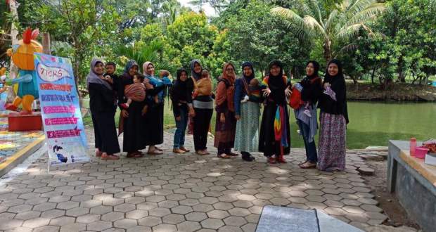 Komunitas Banten Babywearers; Mengenalkan Gendongan Aman dan Nyaman dengan Kain Tradisional