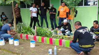Maros Nmax Community dan Sulawesi Nmax Club Bakti Sosial Bedah Madrasah