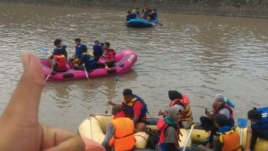 Aksi Solidaritas Penyelamat Sungai Bersama Komunitas Peduli Lingkungan Se-Gerbangkertasusila