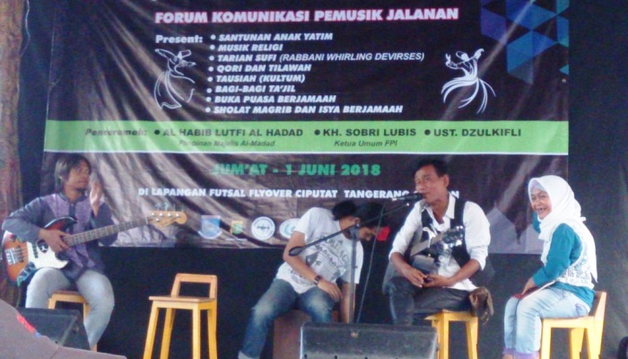 Forum Komunikasi Pemusik Jalanan (FKPJ) Berikan Santunan Untuk Anak Yatim