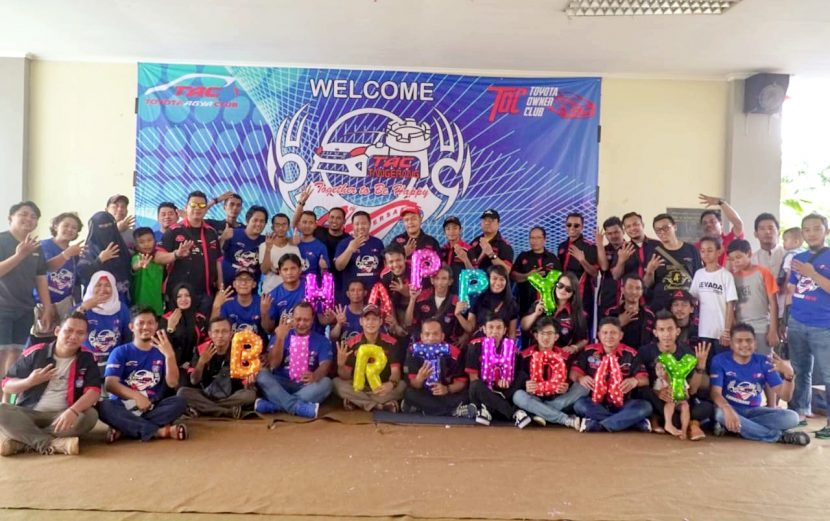 Perayaan Anniversary Toyota Agya Club (TAC) Chapter TangRay Ke-4 dengan Aksi Sosial