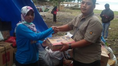 Jendela Lampung Berikan Donasi Bencana Tsunami