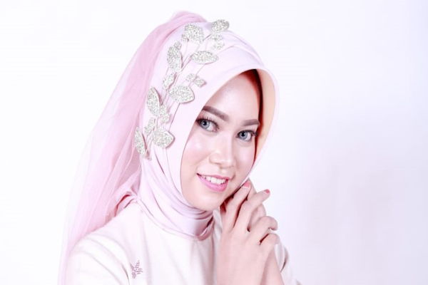 Dewi Fatimah Terus Berkiprah di Komunitas Solo Beauty Muslimah