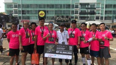 Terjunkan 30 Anggota, Komunitas Singkawang Happy Runners Meriahkan The Gade Night Fun Run 2019