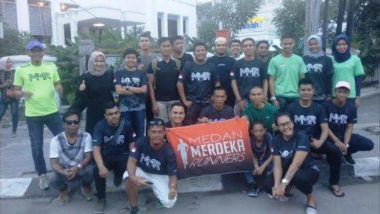 Komunitas Medan Merdeka Runners Berbagi Makanan Takjil di Pusat Kota